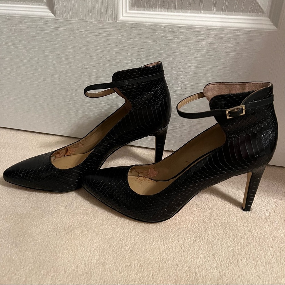 Ann Taylor Hazel Ankle Strap Heel size 8.5